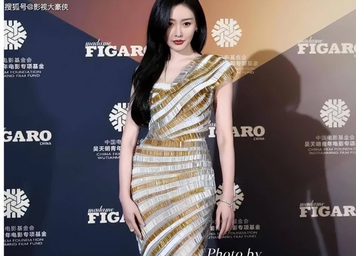 亚洲成A人V在线蜜臀，探索亚洲文化中的身体美学与自信表达