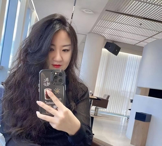 亚洲自偷自拍另类，探索多元文化下的新潮流