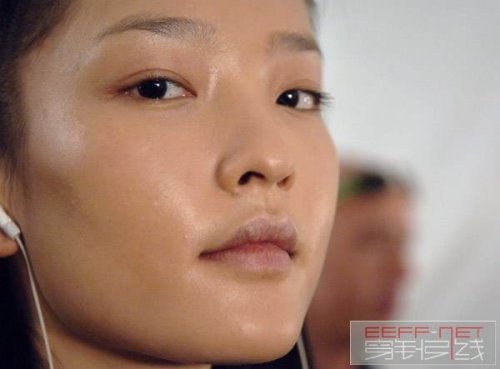 国产精品闪耀亚洲，久久99综合新闻资讯