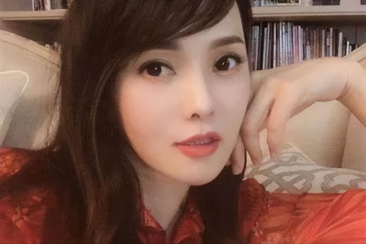 日韩免费A熟女新闻，揭秘网络热议的社交平台