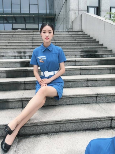 另类制服丝袜，亚洲时尚产业的创新崛起与国际影响