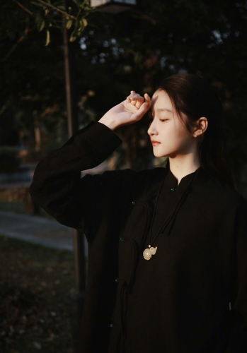99re热思思精品视频，引领潮流，展现创意无限