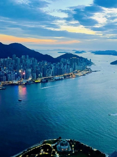 亚洲一区精品在线视频，汇聚多元文化，展现精彩世界